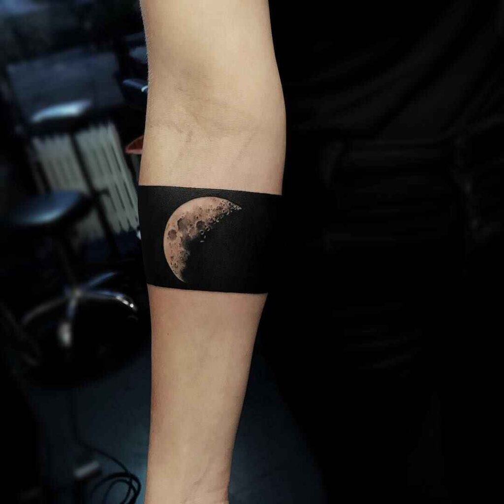 The moon and darkness tattoo picture